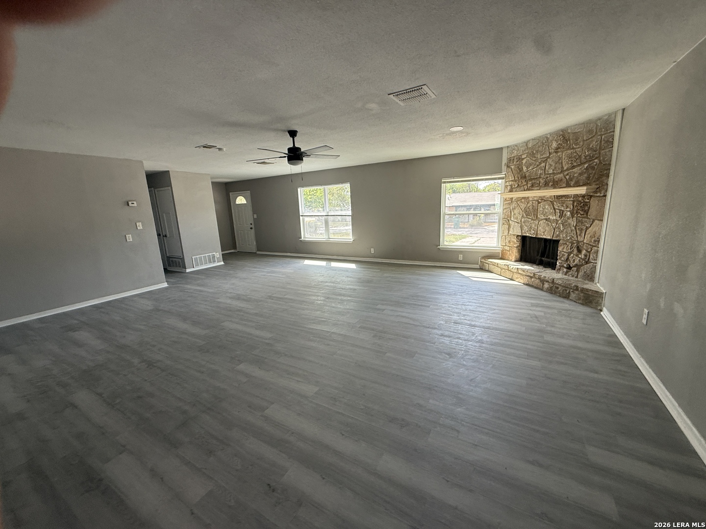 303 Avenue D Converse TX 78109