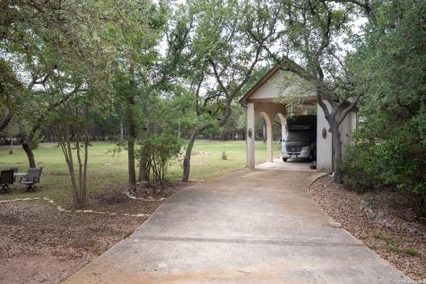 1071 Glenwood Bulverde TX 78163