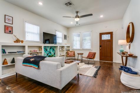 305 E Woodlawn Avenue San Antonio TX 78212
