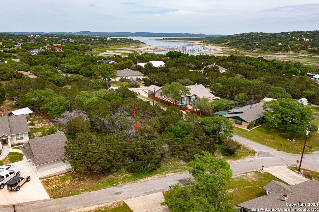102 Cliffwood Canyon Lake TX 78133