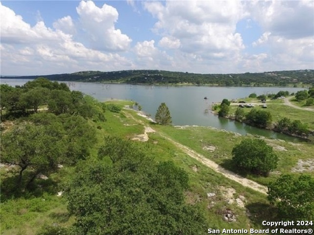102 Cliffwood Canyon Lake TX 78133