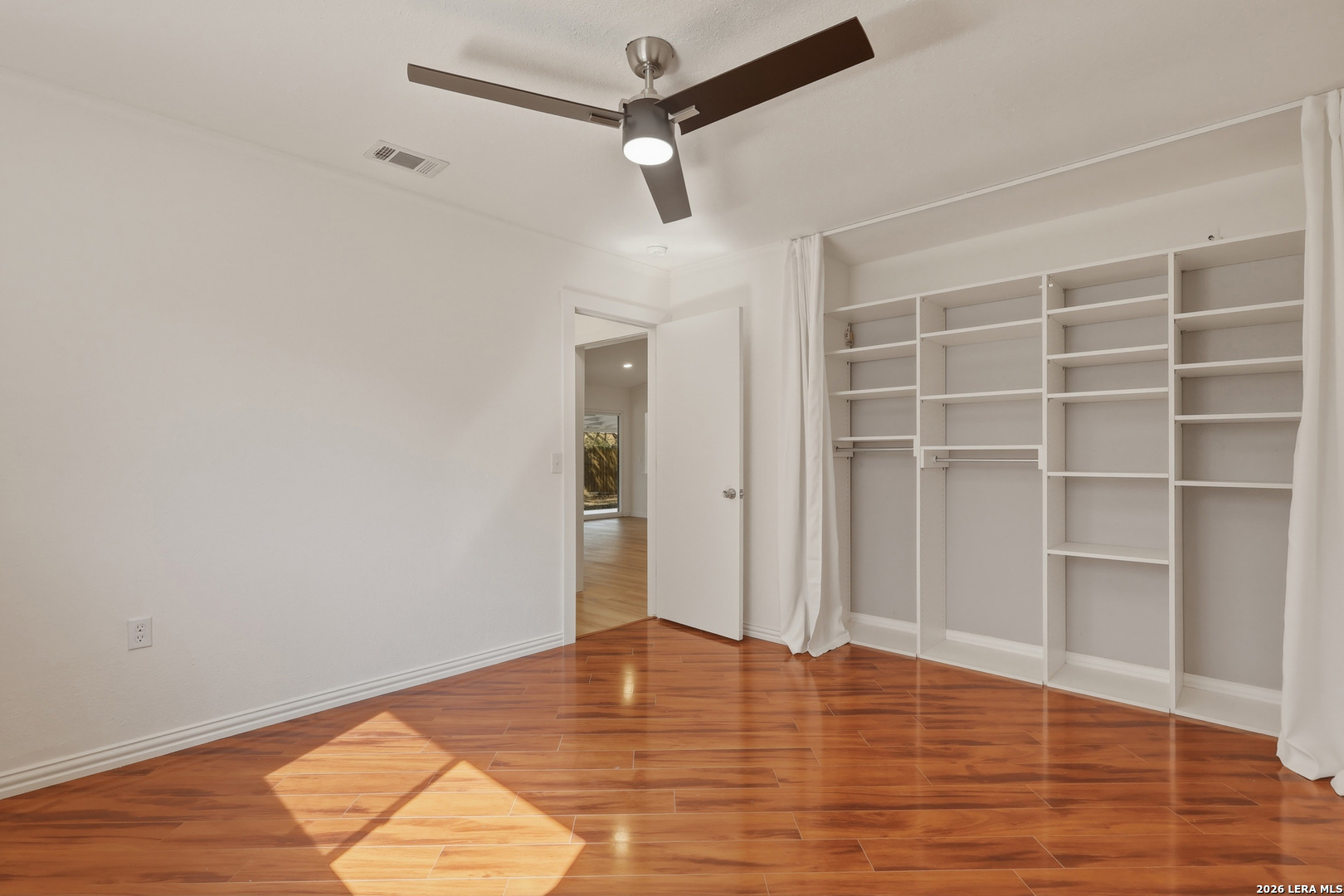 10423 Rock Cove Converse TX 78109