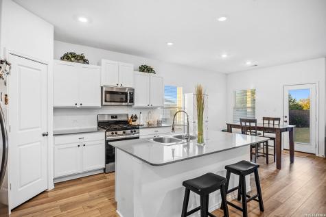 1909 Four Waters Georgetown TX 78628