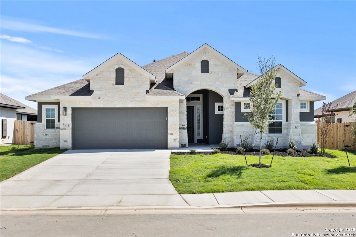 413 Canyon Live Oak Seguin TX 78155