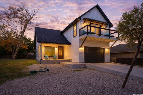 2061 Robin Hood Canyon Lake TX 78133