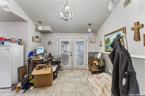 145 Lost Forest Street Live Oak TX 78233