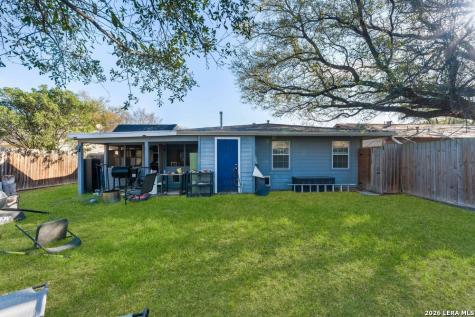 145 Lost Forest Street Live Oak TX 78233