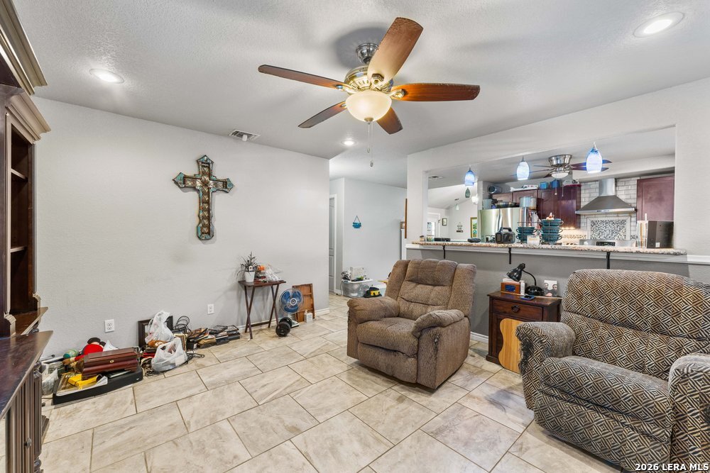 145 Lost Forest Street Live Oak TX 78233