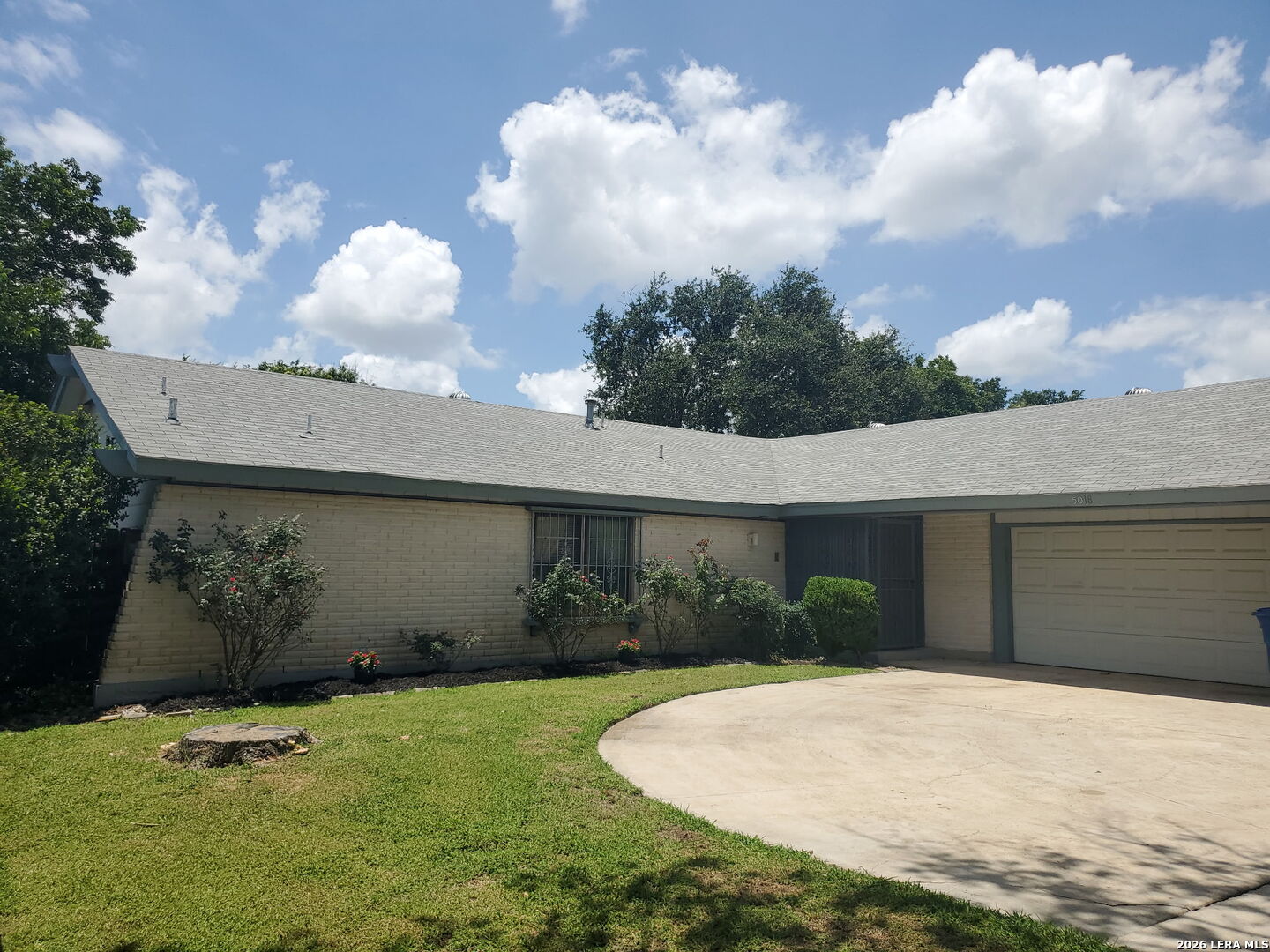 5018 Las Campanas Street San Antonio TX 78233