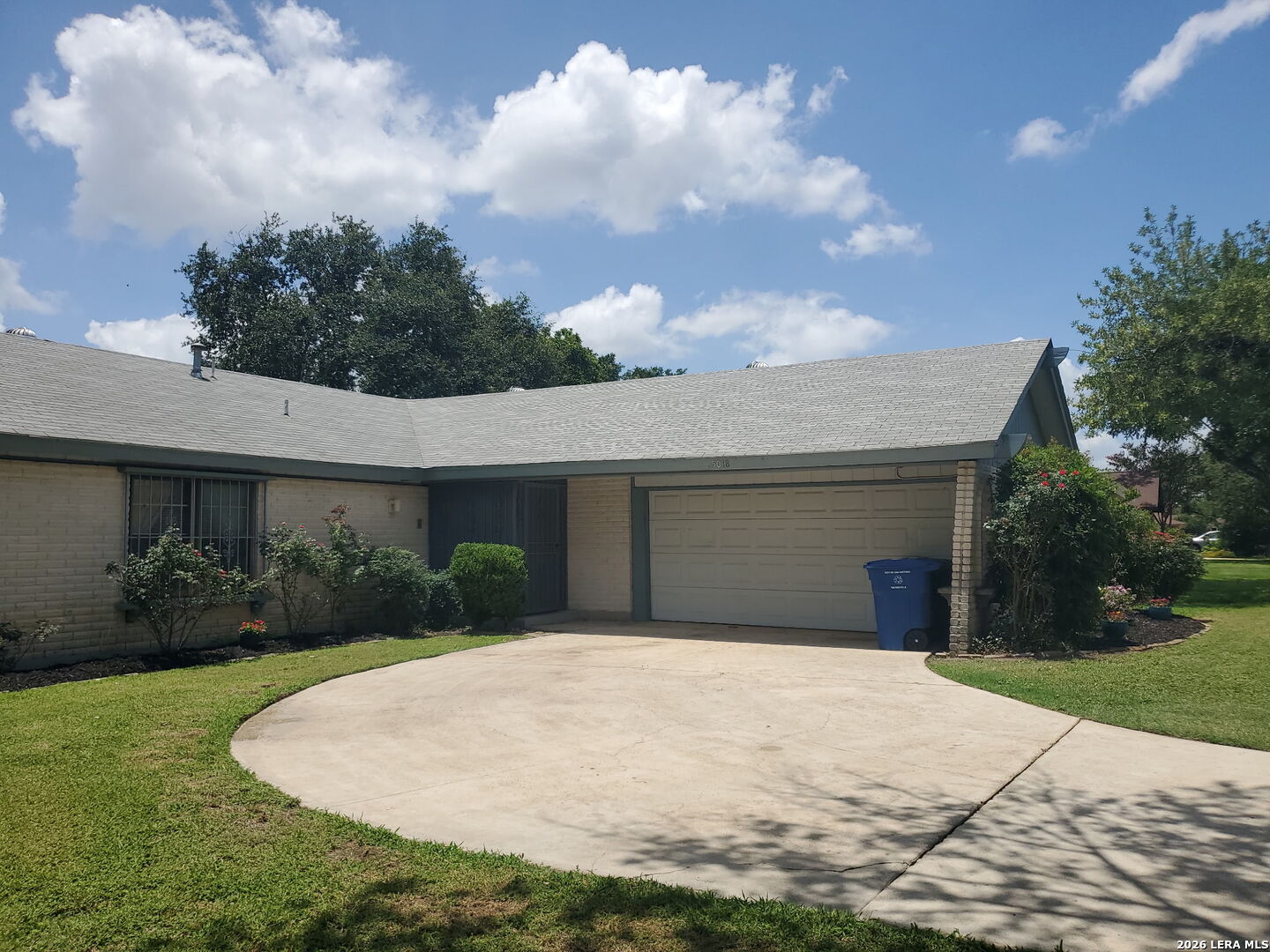 5018 Las Campanas Street San Antonio TX 78233