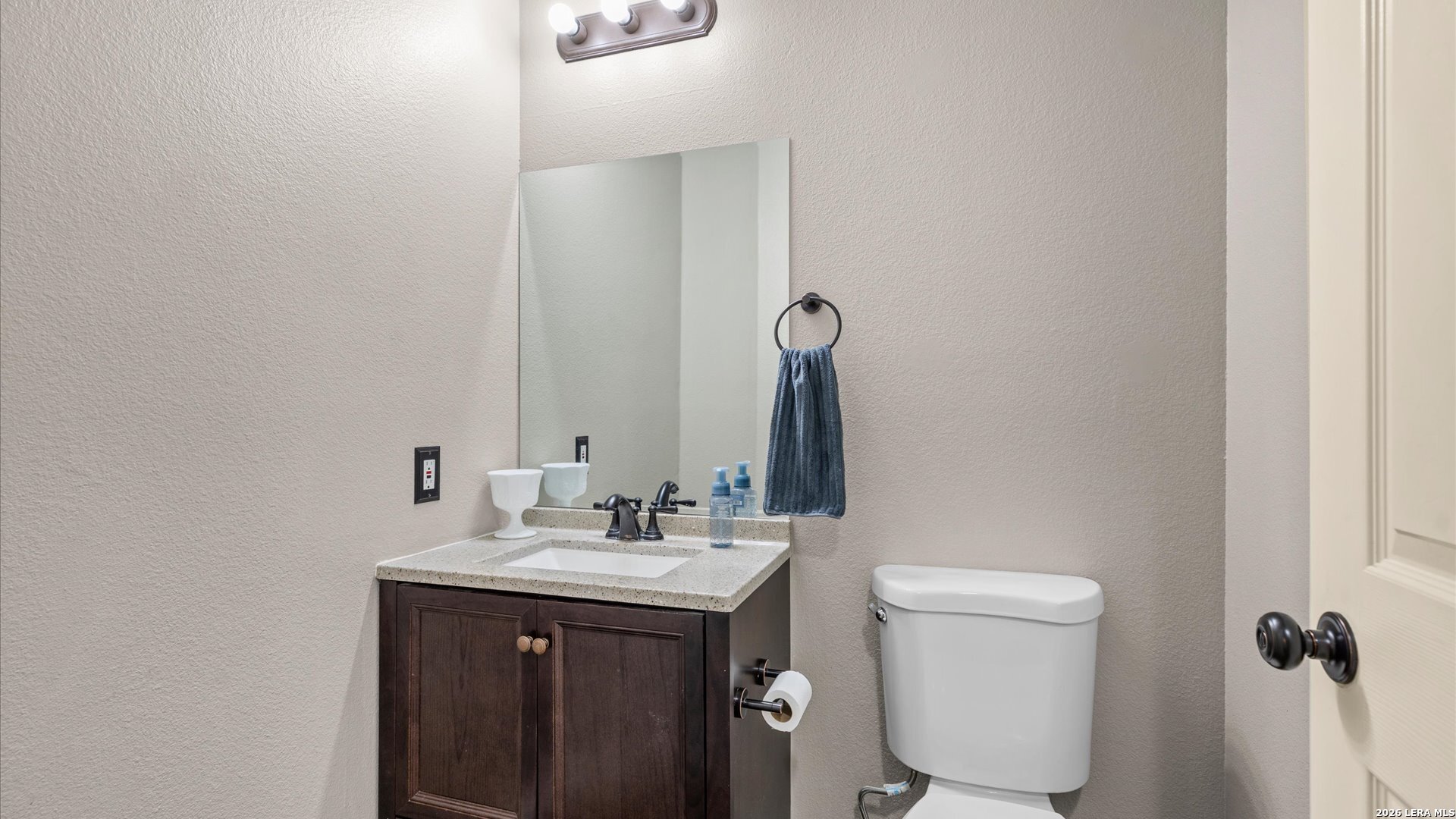 5011 Wood Glen Drive San Antonio TX 78244