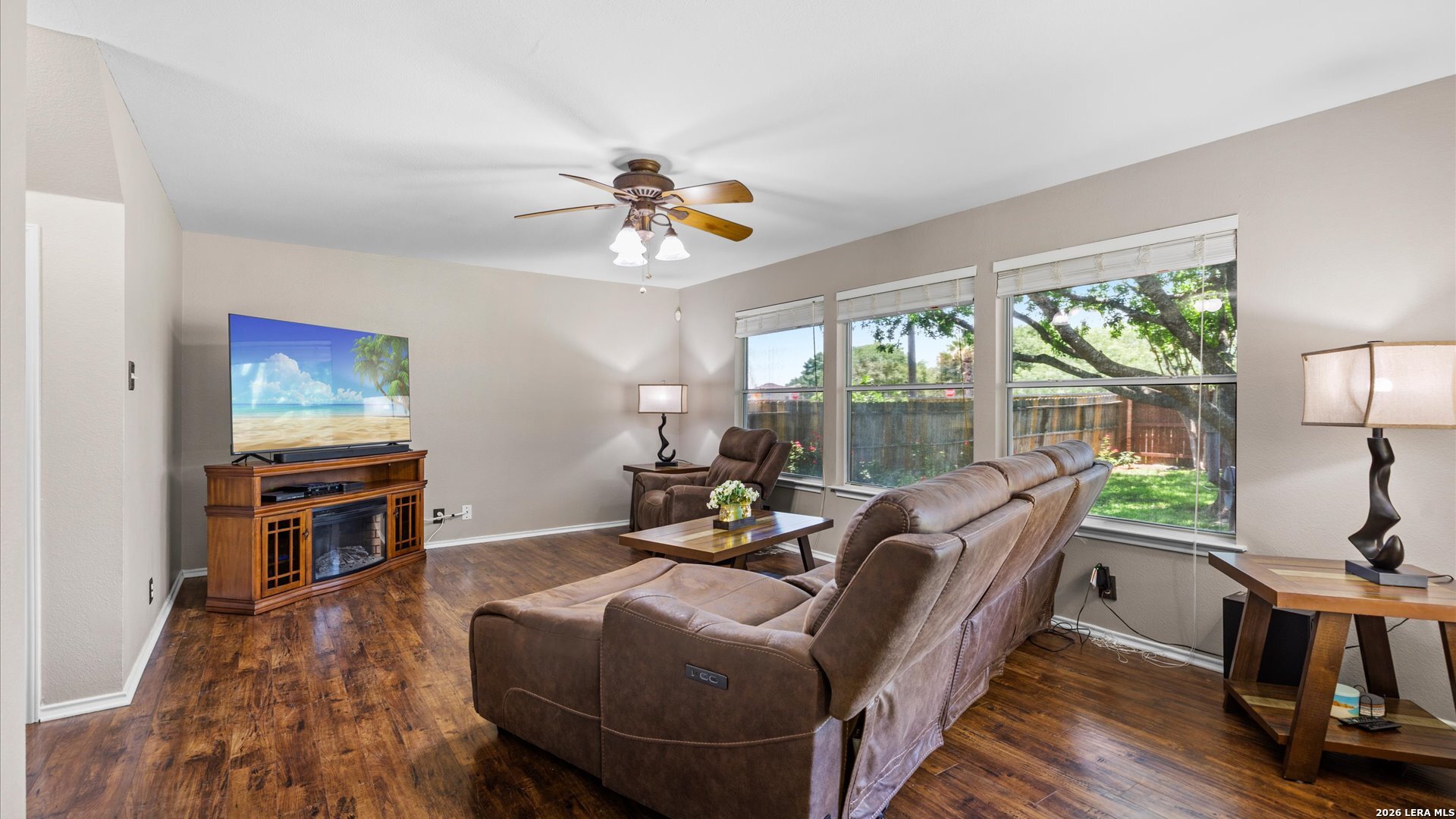 5011 Wood Glen Drive San Antonio TX 78244