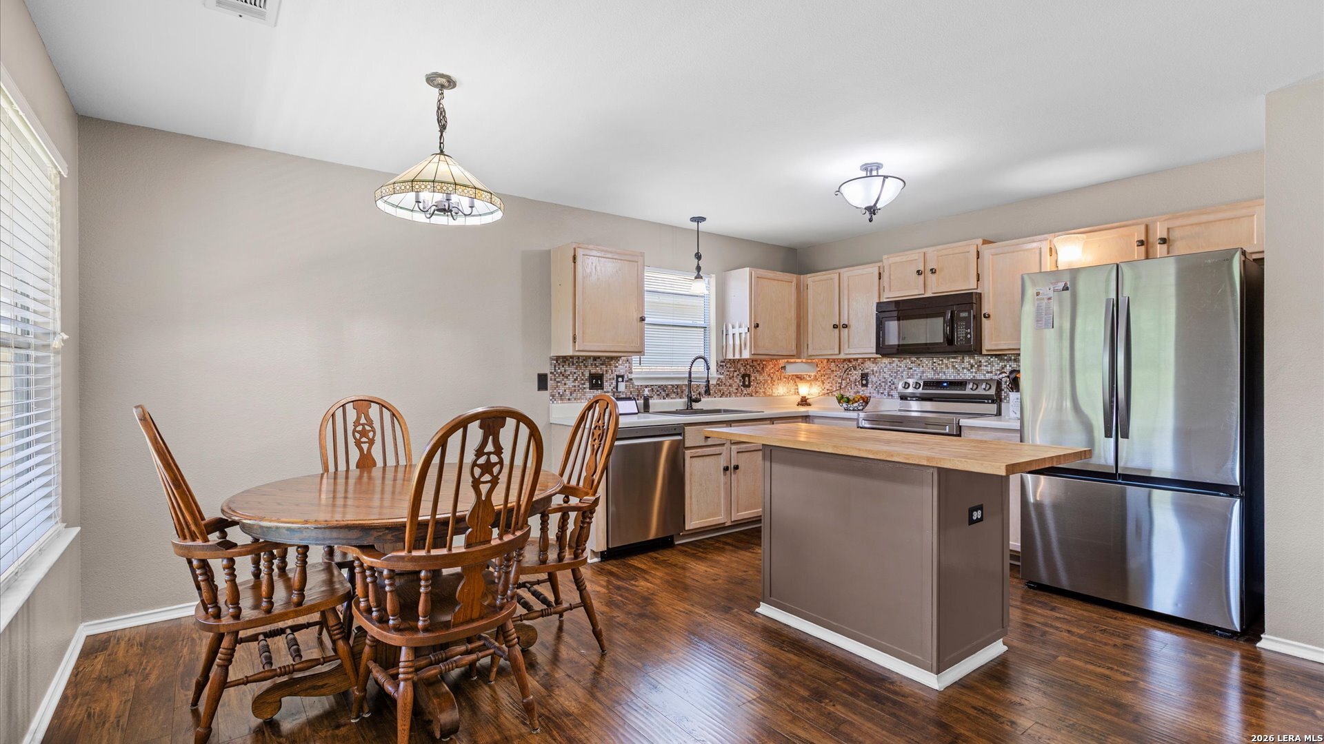 5011 Wood Glen Drive San Antonio TX 78244