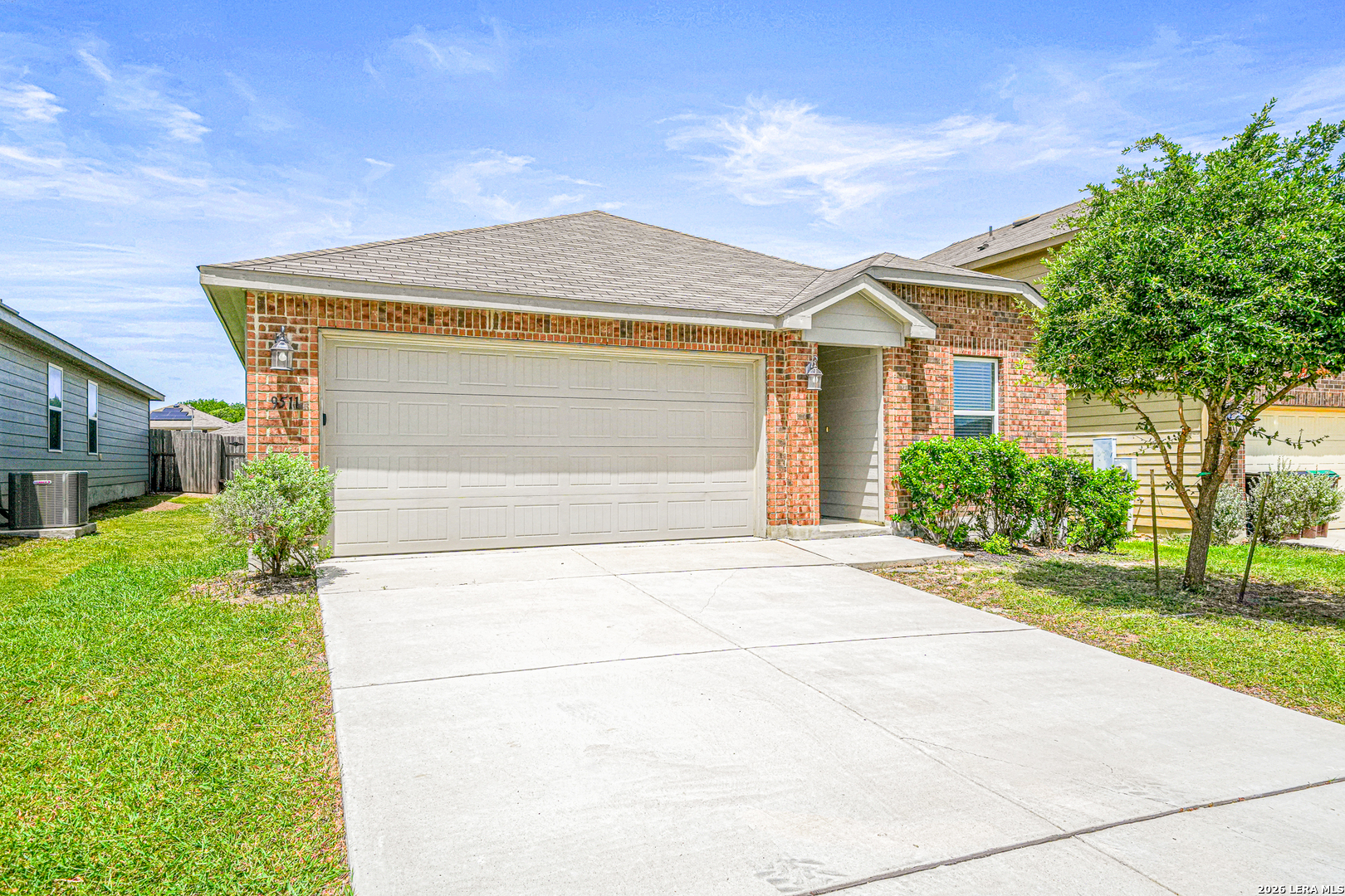 9511 Apple Ridge San Antonio TX 78239