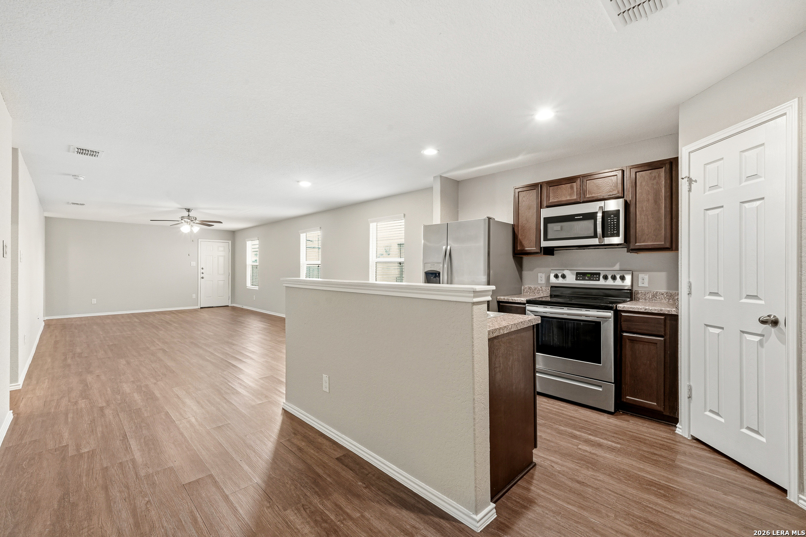 9511 Apple Ridge San Antonio TX 78239