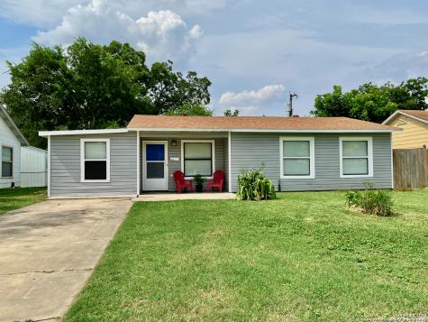 251 E Ackard Place San Antonio TX 78221