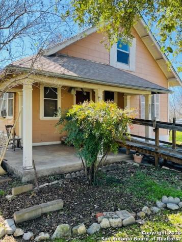 1040 W Rosewood Avenue San Antonio TX 78201