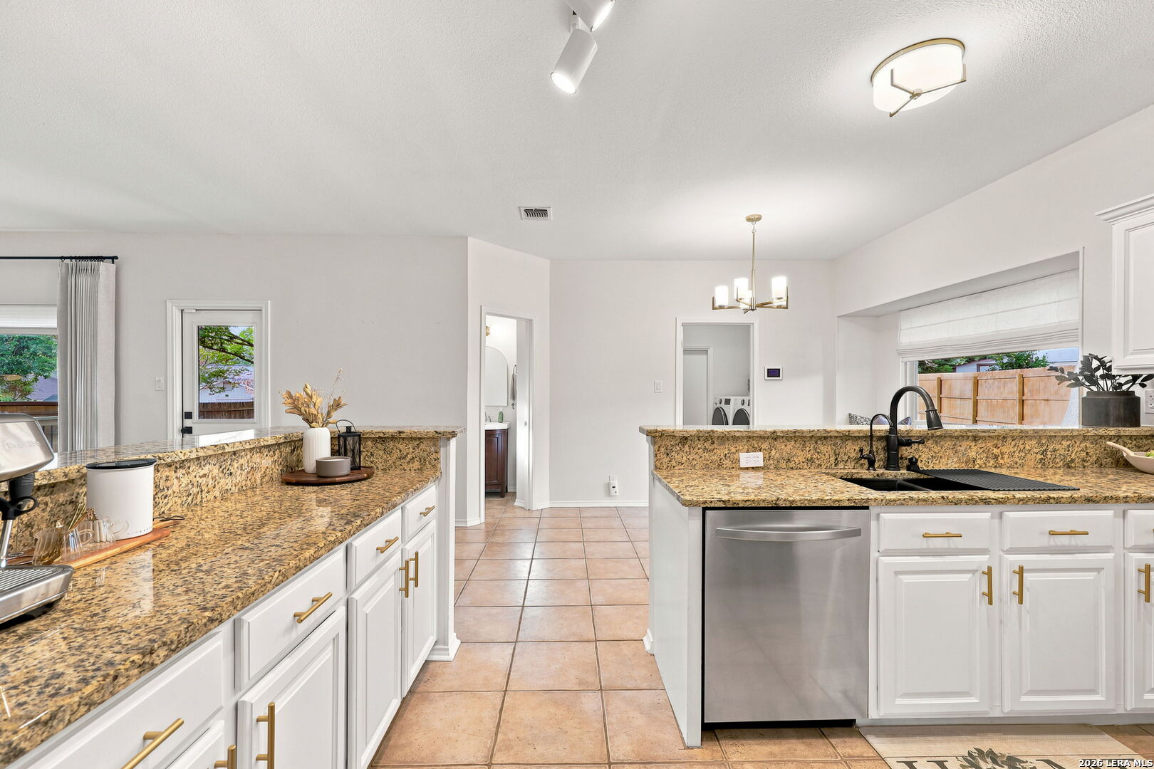 11230 Woodridge Forest San Antonio TX 78249
