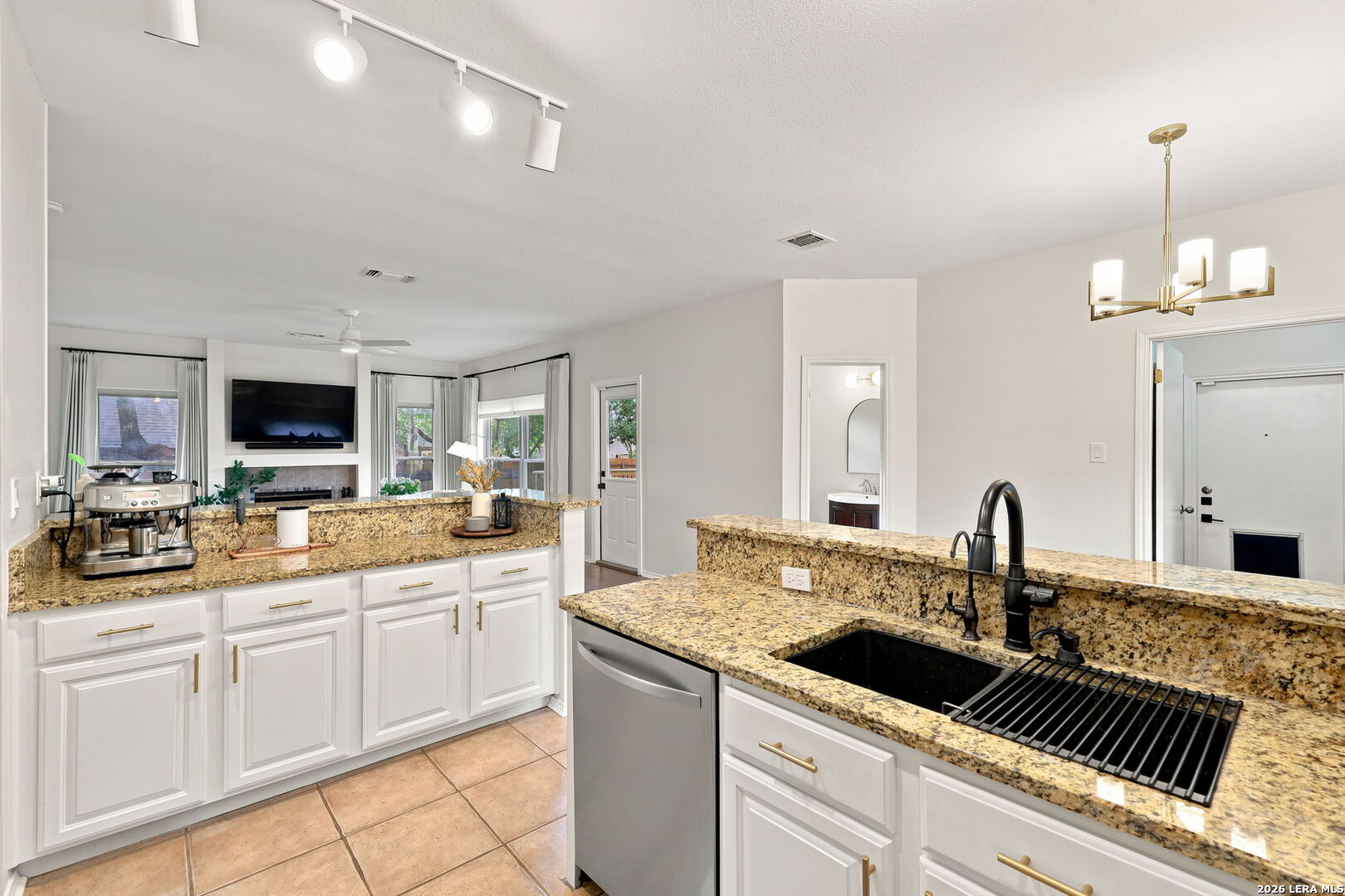 11230 Woodridge Forest San Antonio TX 78249
