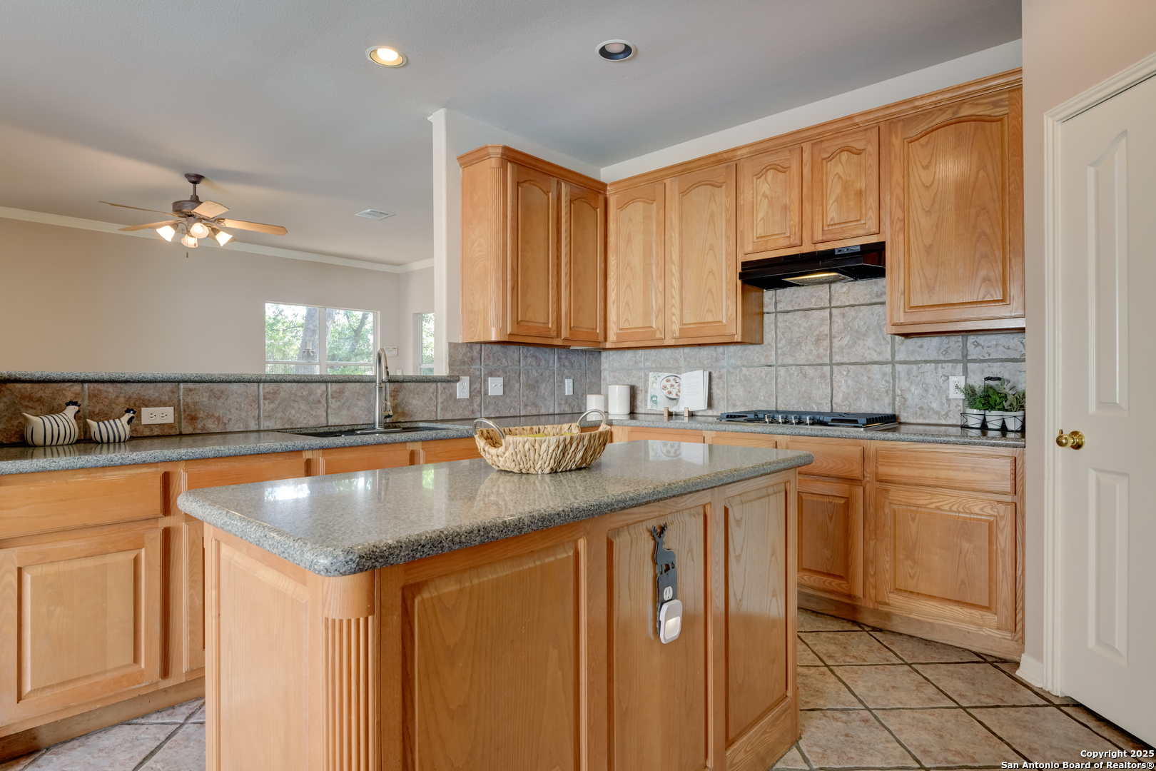 6811 Lendell Street San Antonio TX 78249