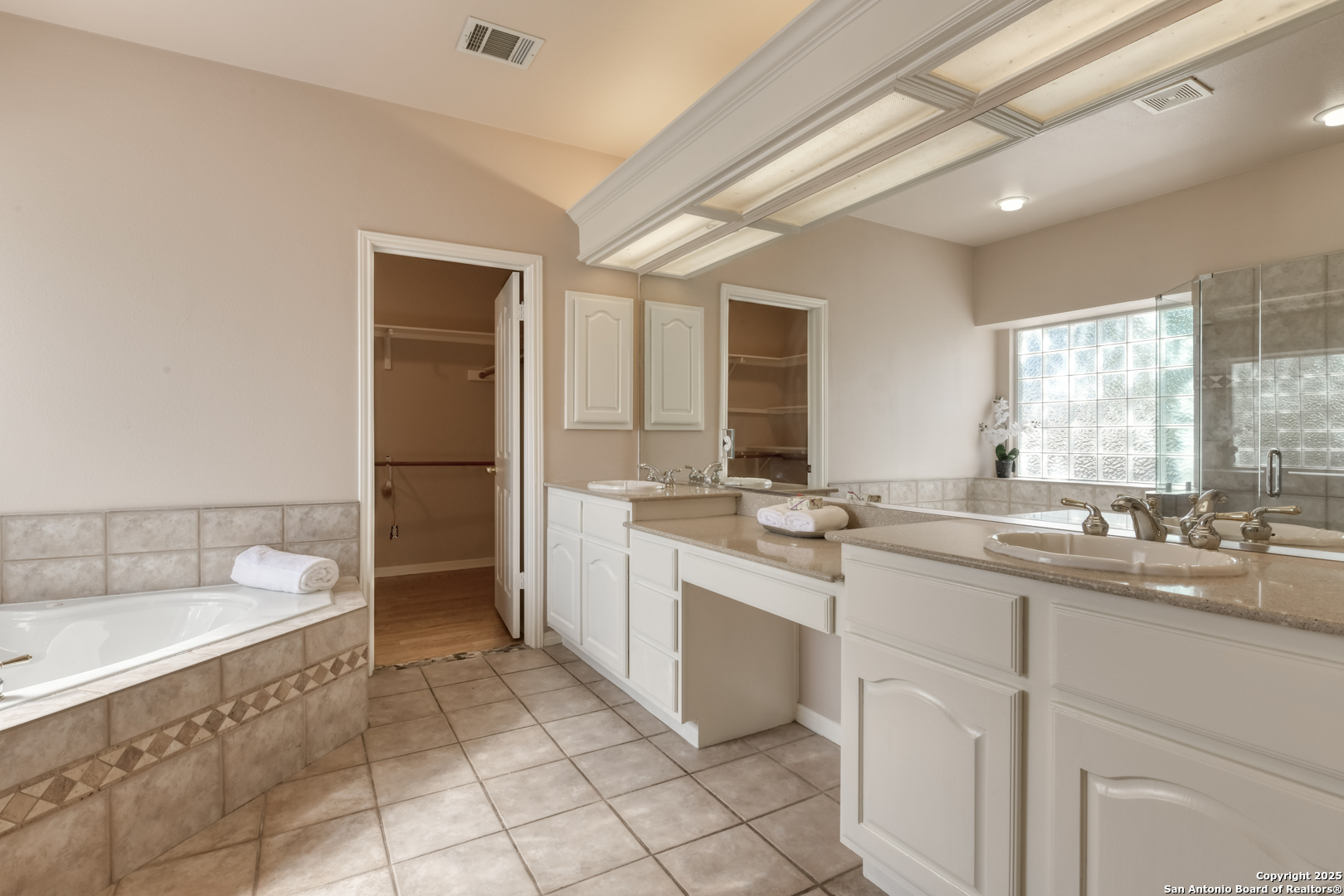 6811 Lendell Street San Antonio TX 78249