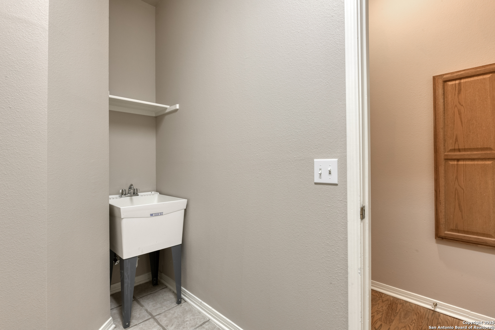 6811 Lendell Street San Antonio TX 78249