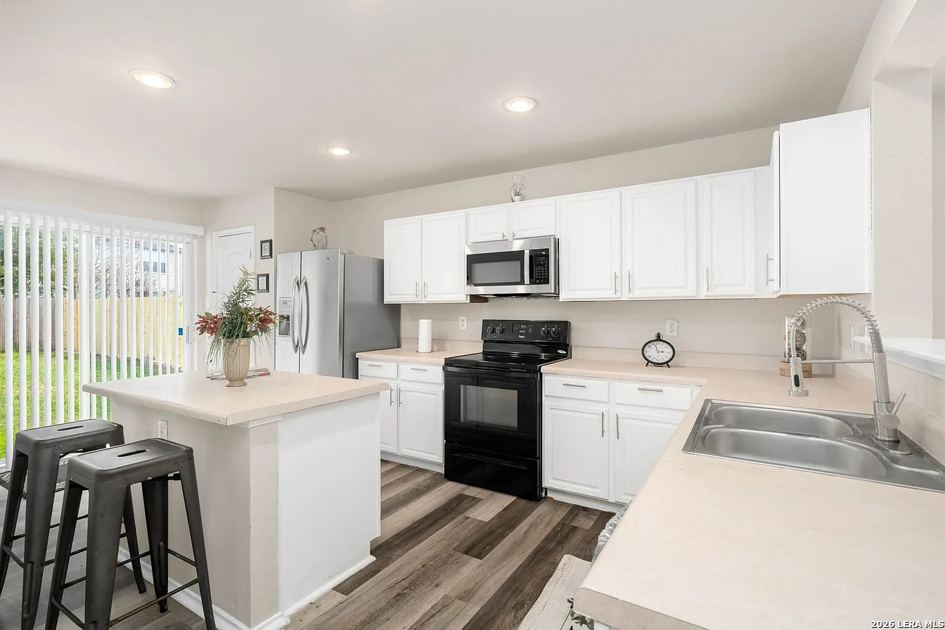 11114 Barclay Point San Antonio TX 78254