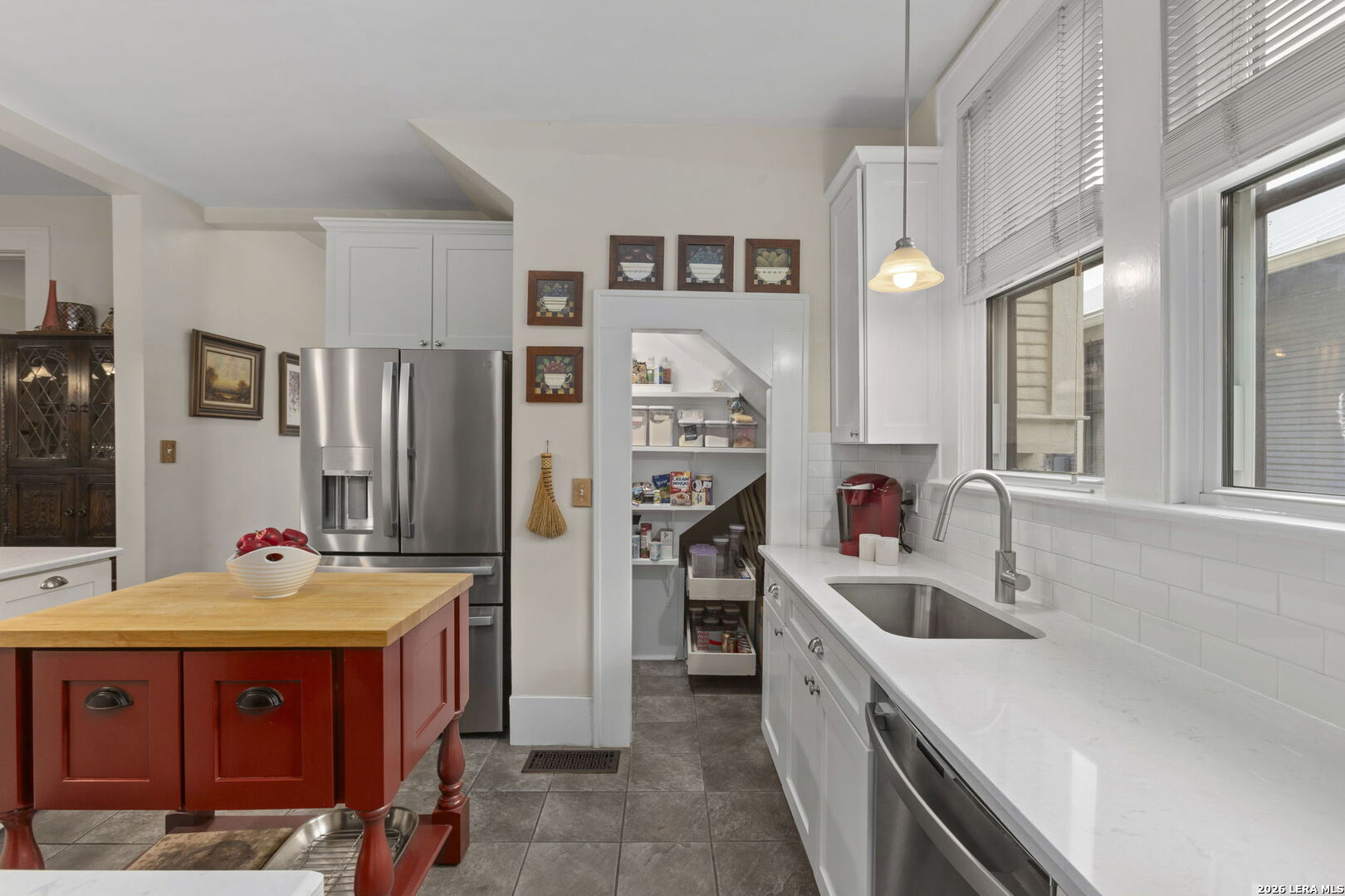 517 E Park Avenue San Antonio TX 78212