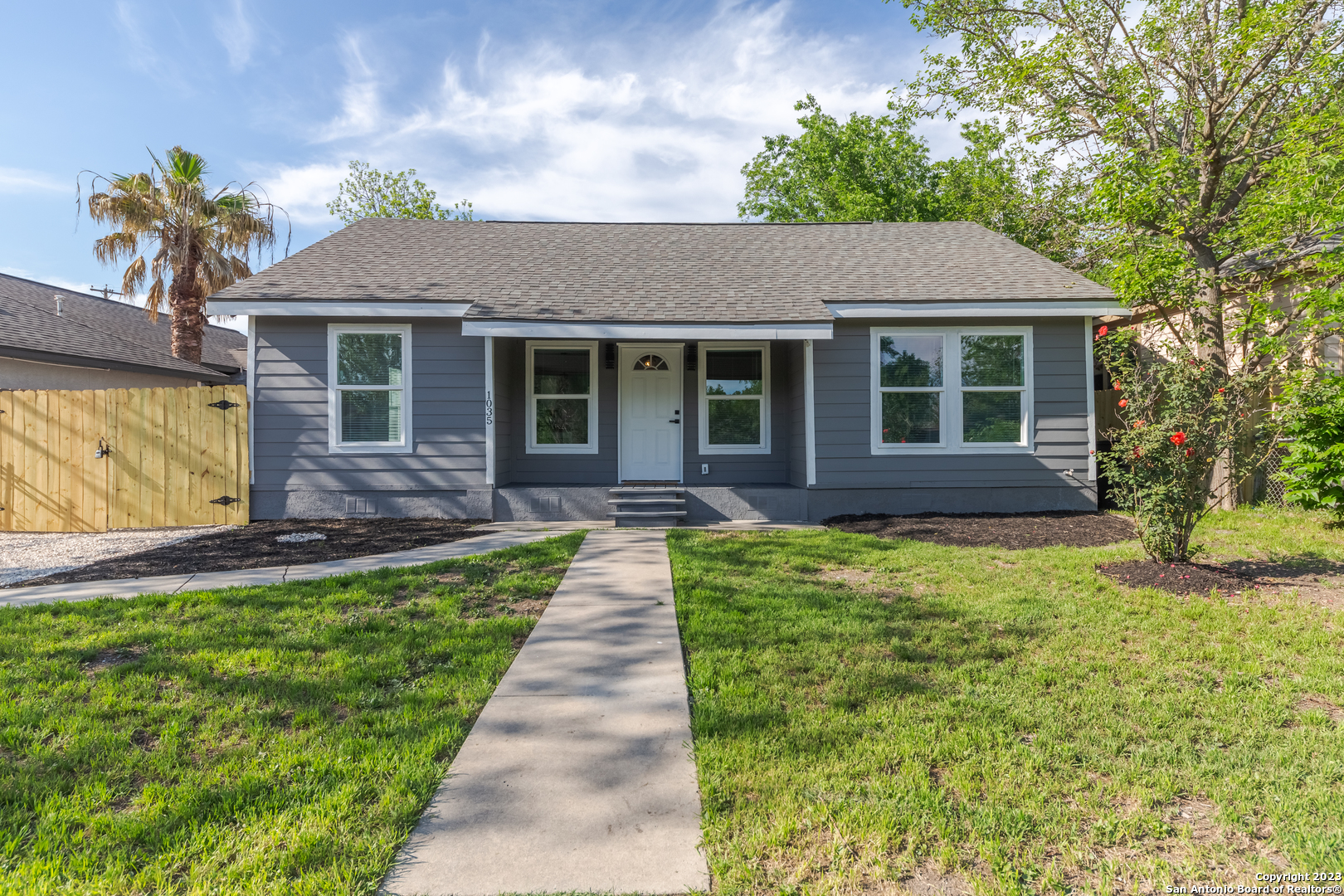 1035 W Wildwood Drive San Antonio TX 78201