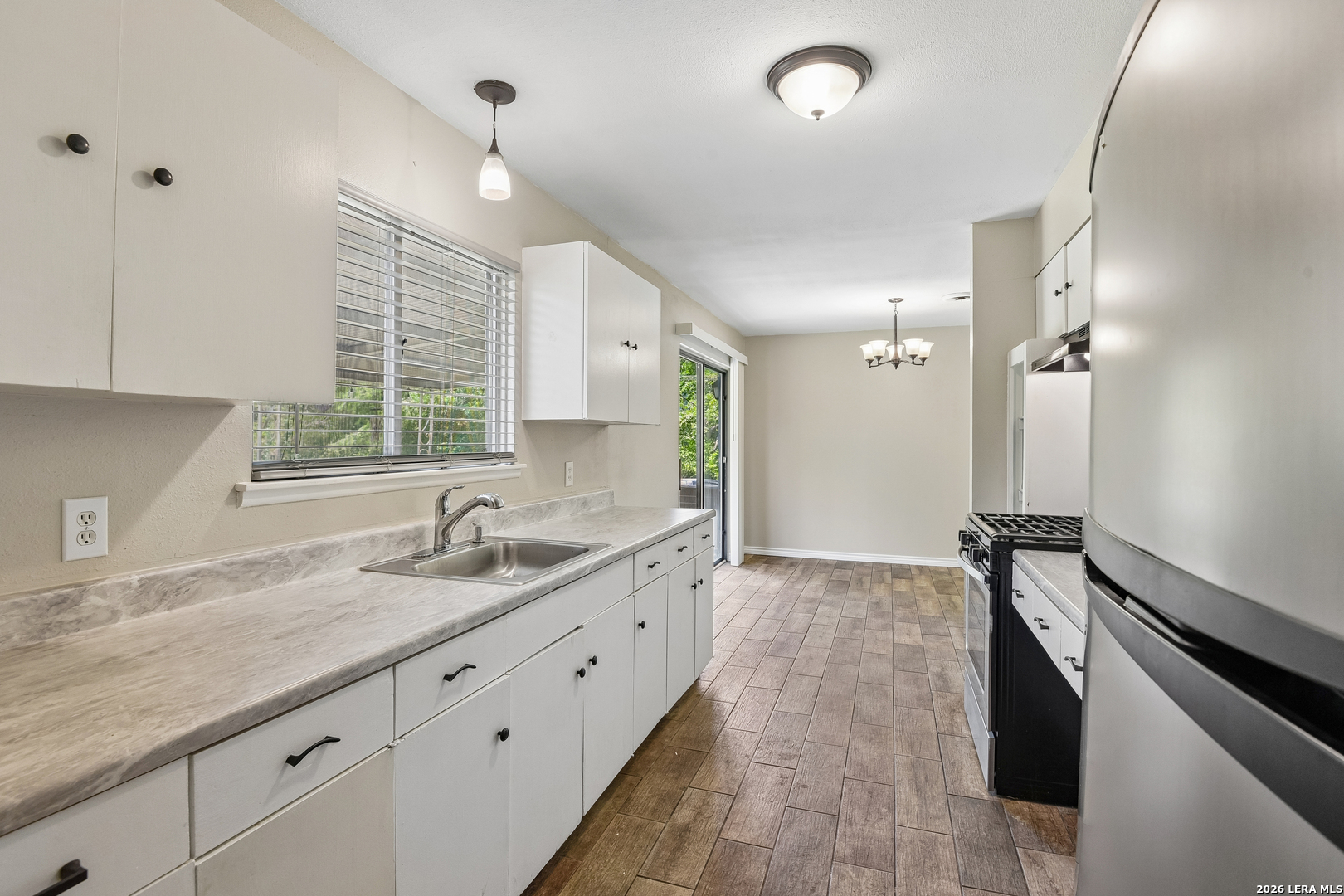 3307 Shady Springs San Antonio TX 78230