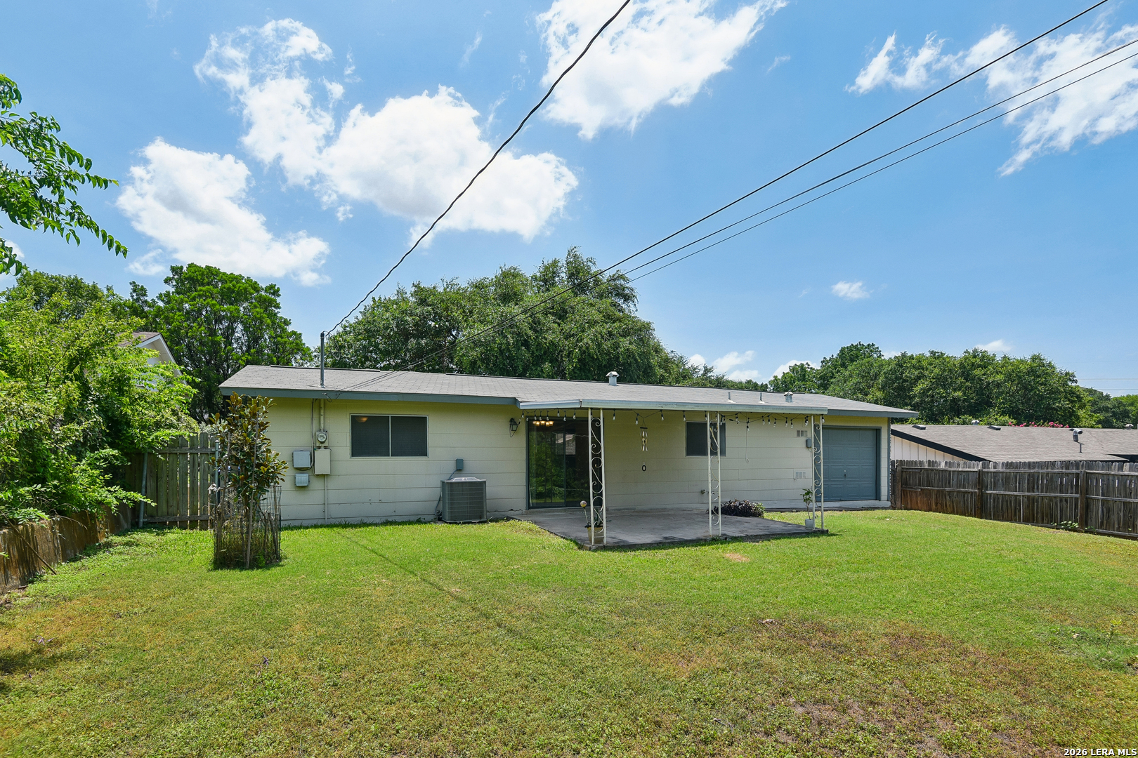 3307 Shady Springs San Antonio TX 78230