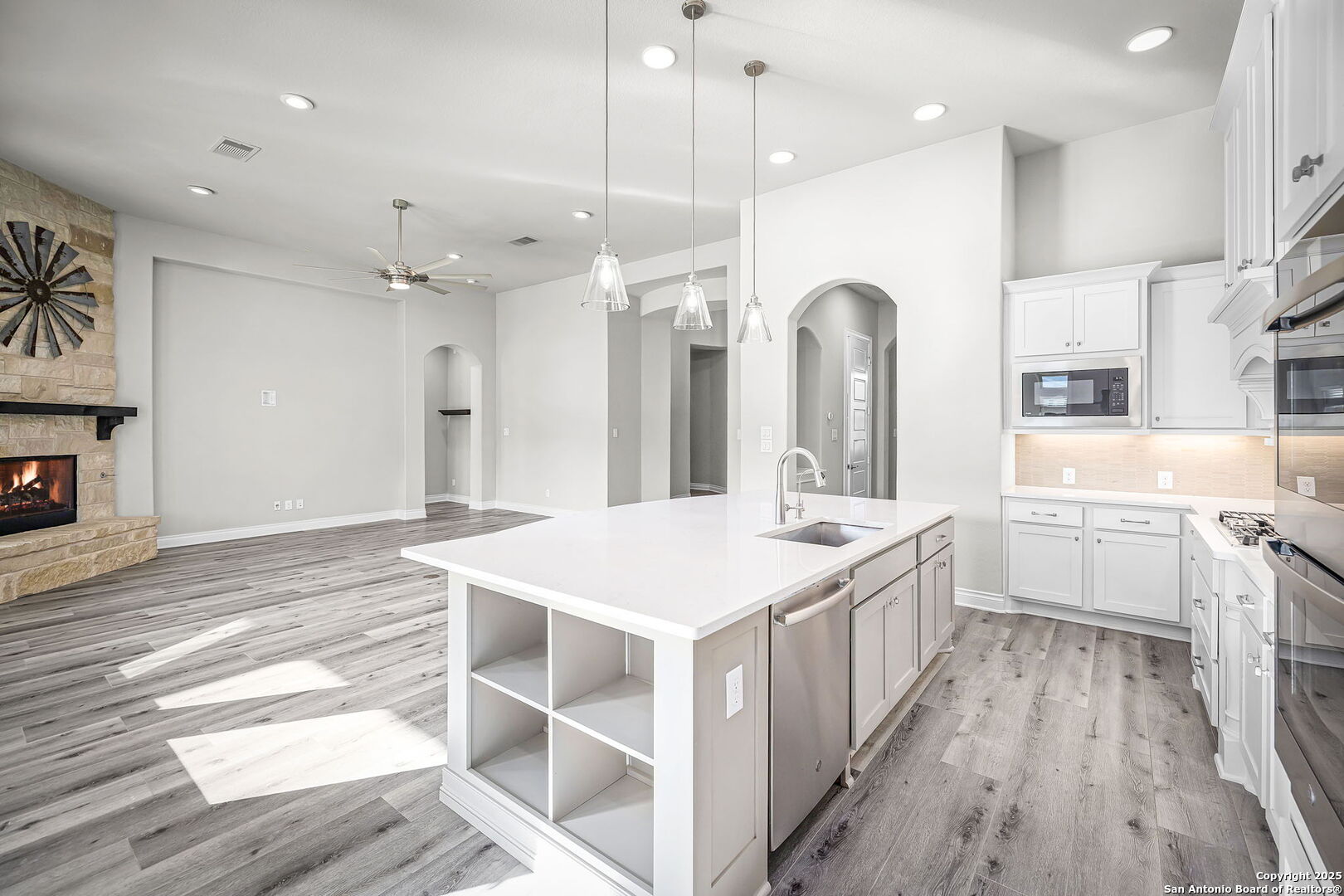 913 Coolabah New Braunfels TX 78132