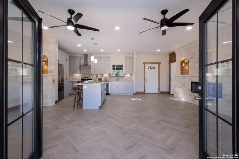 237 Hopi Trail Bandera TX 78003