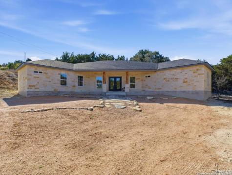 237 Hopi Trail Bandera TX 78003
