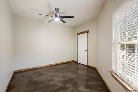 237 Hopi Trail Bandera TX 78003