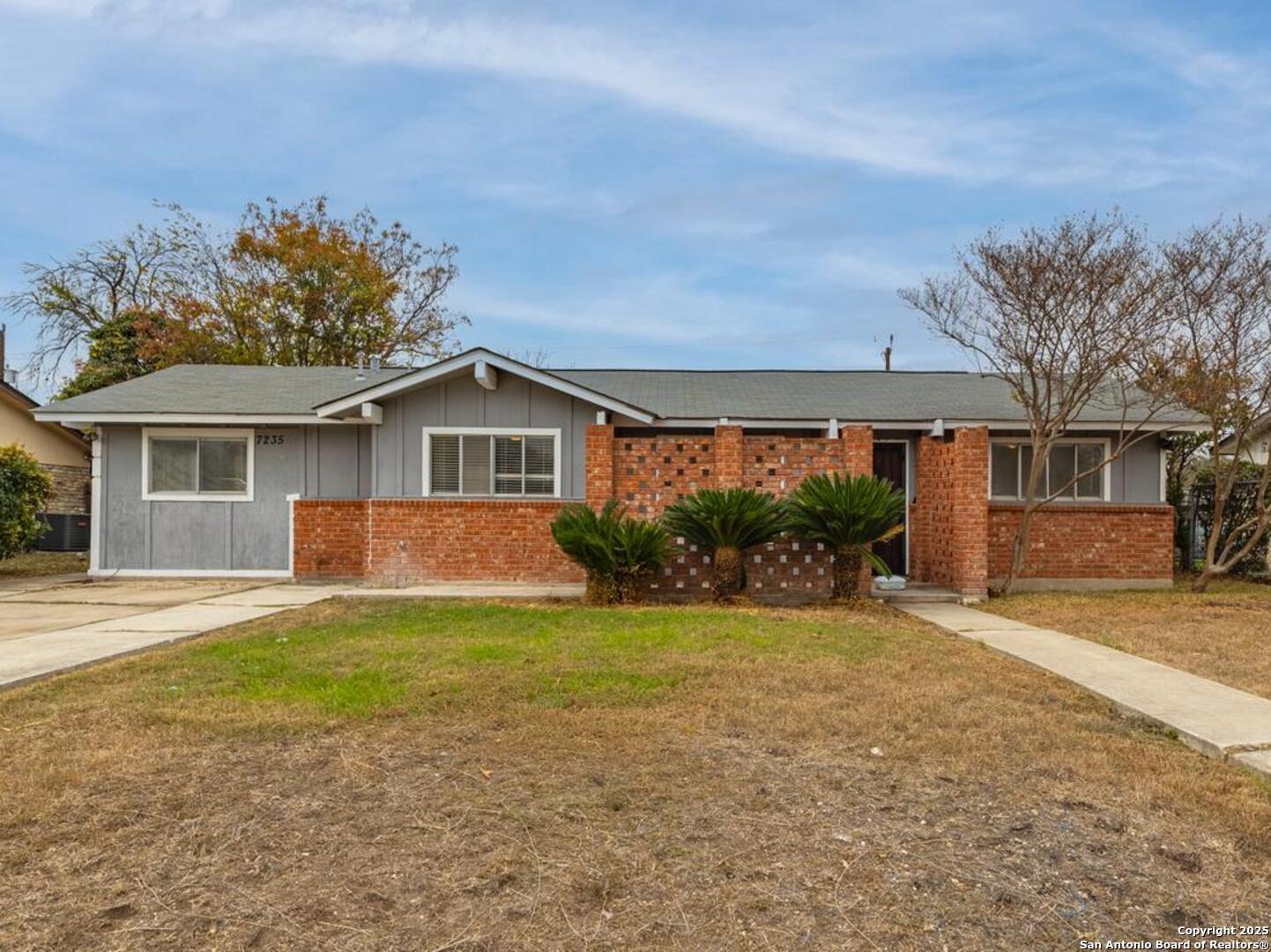 7235 Westlyn Drive San Antonio TX 78227