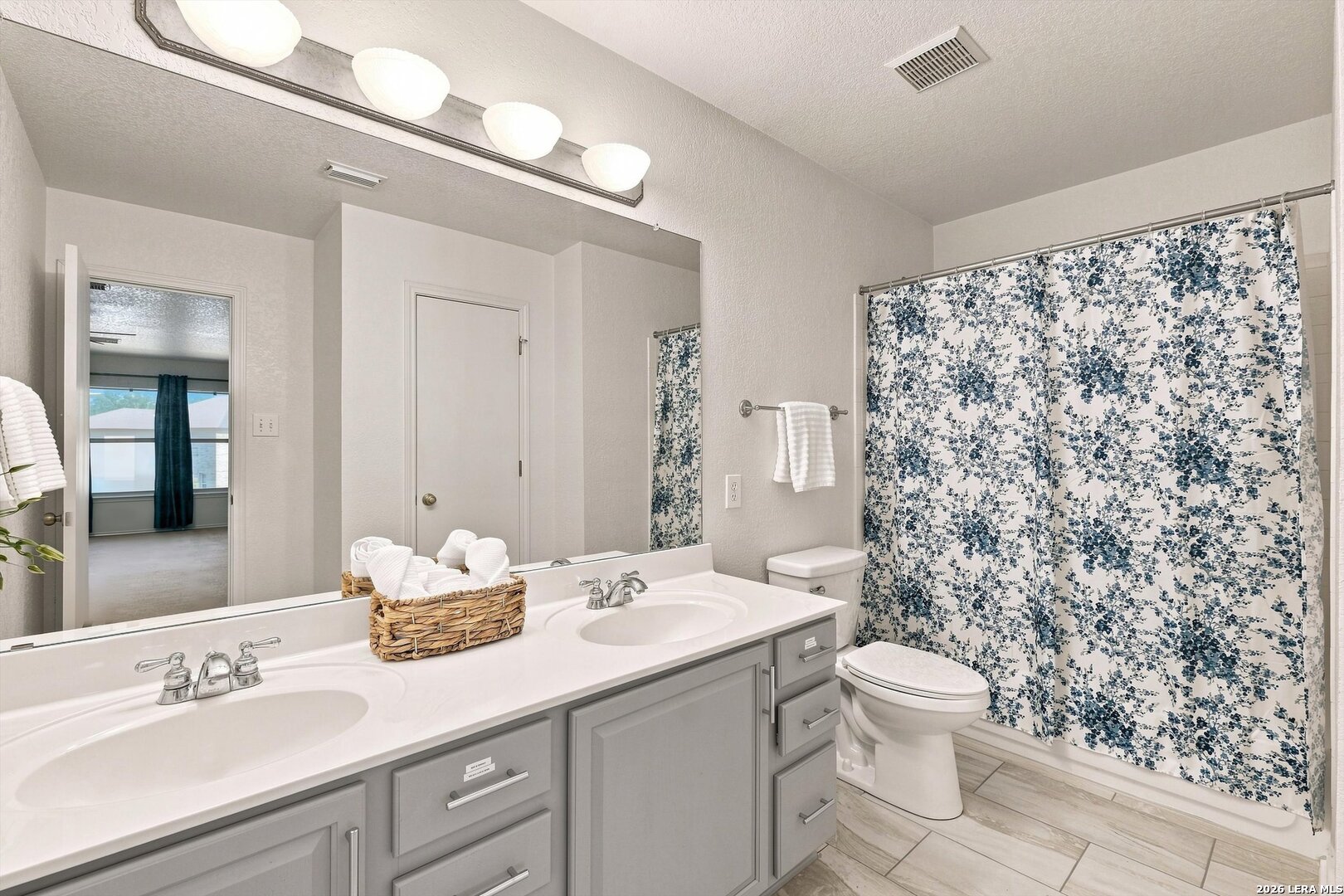 7622 Barking Creek San Antonio TX 78254