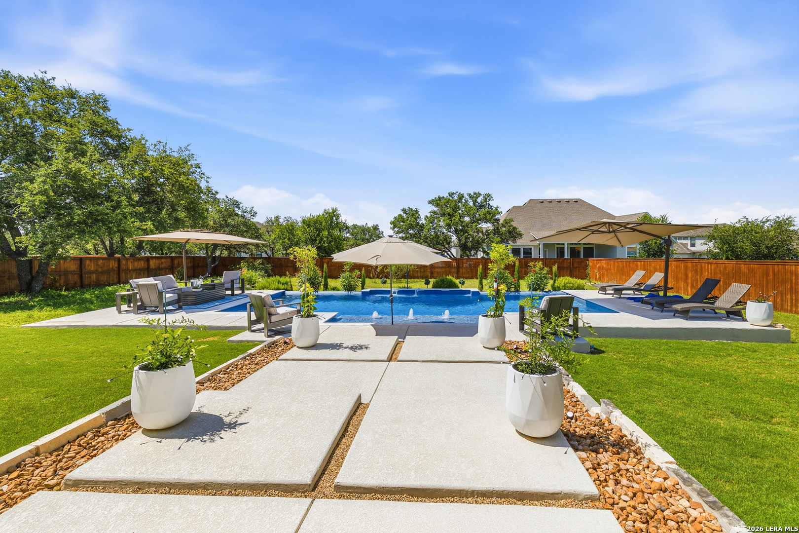 187 Violet Way Castroville TX 78009