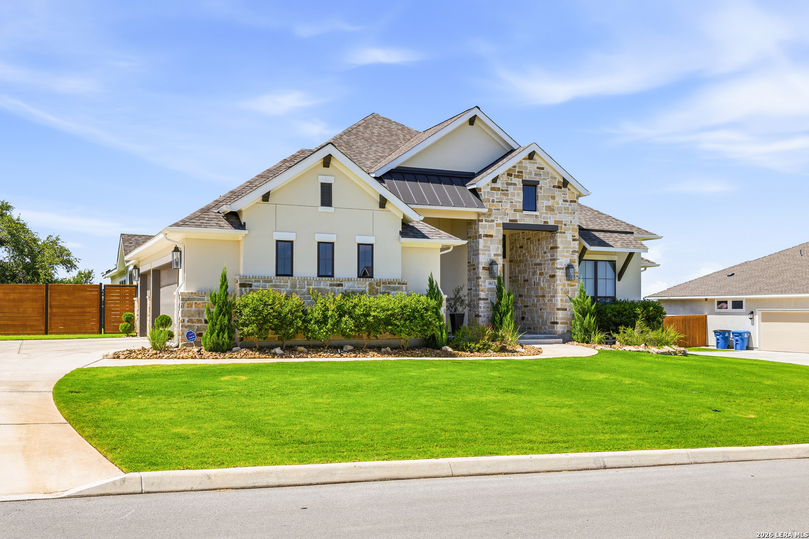 187 Violet Way Castroville TX 78009