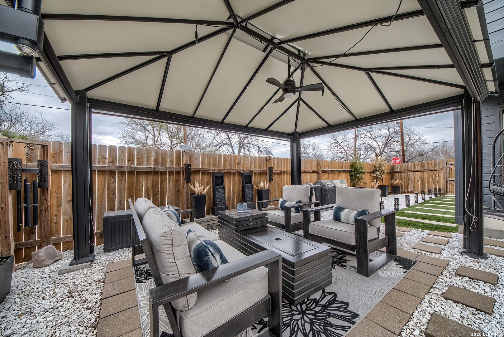 819 Saint James San Antonio TX 78202