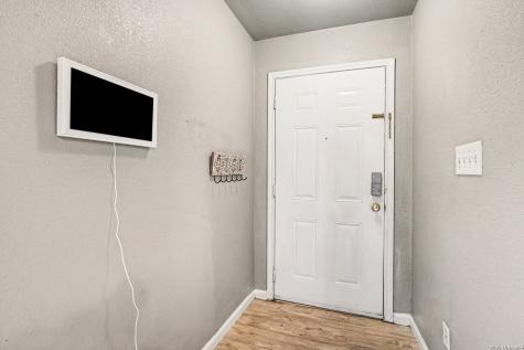 333 Wildrose Drive Floresville TX 78114