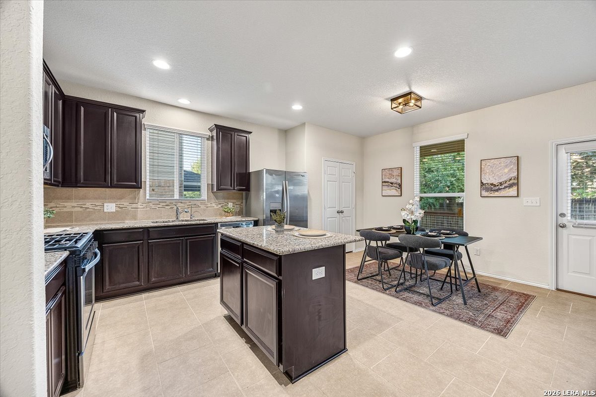 1438 Kedros San Antonio TX 78245