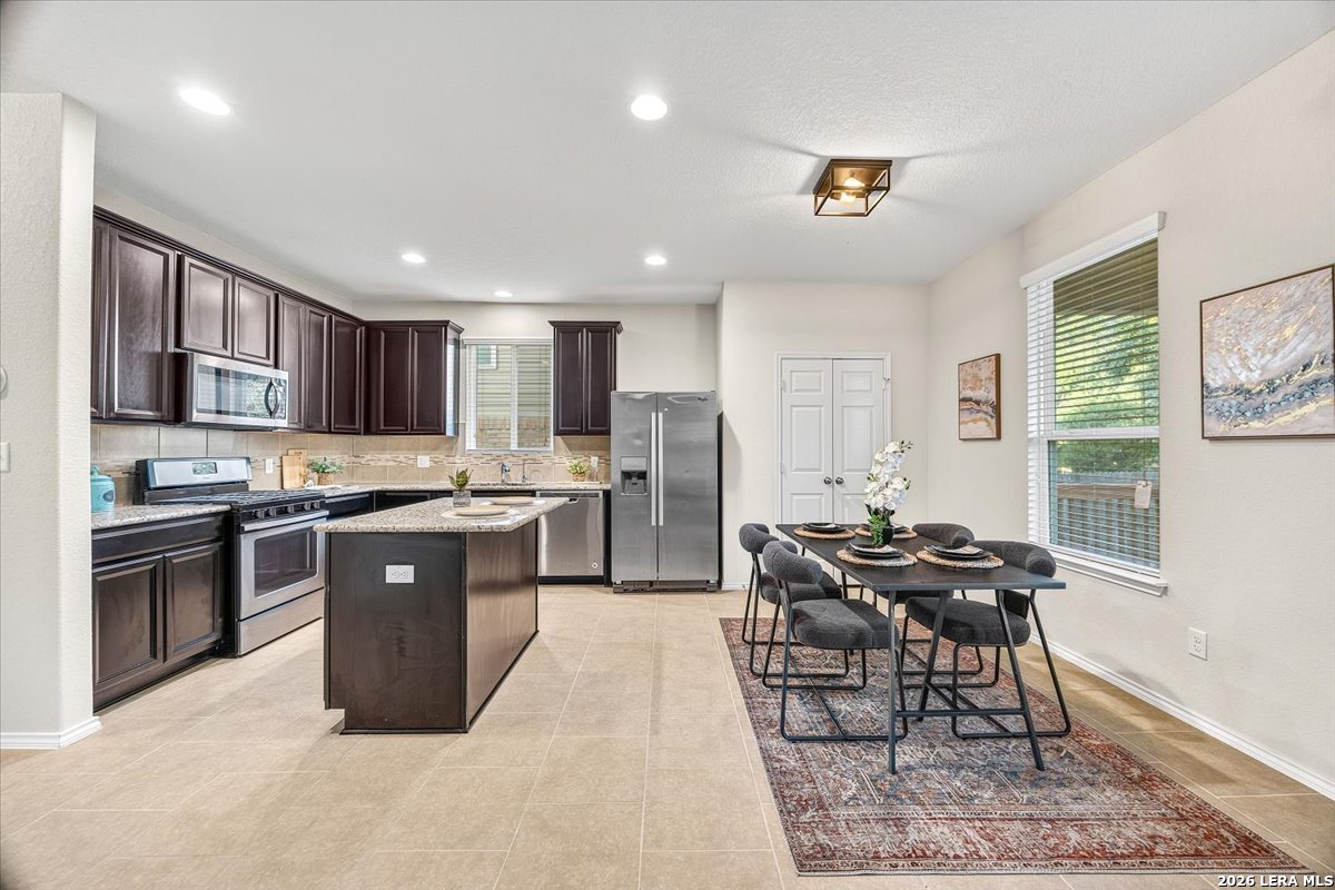 1438 Kedros San Antonio TX 78245