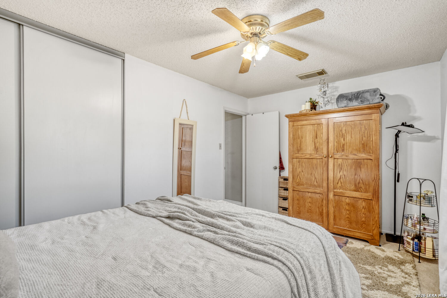 8102 Bent Meadow Converse TX 78109