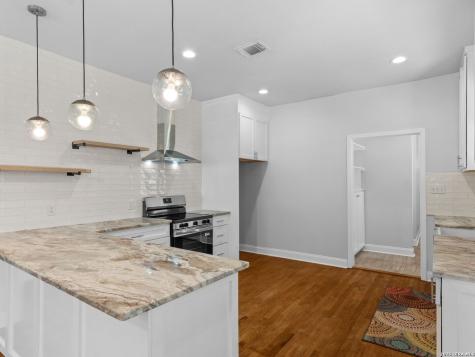 1938 W Magnolia Avenue San Antonio TX 78201