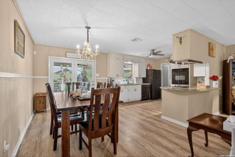 623 Oakland Avenue Gonzales TX 78629