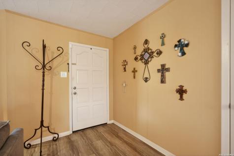 623 Oakland Avenue Gonzales TX 78629