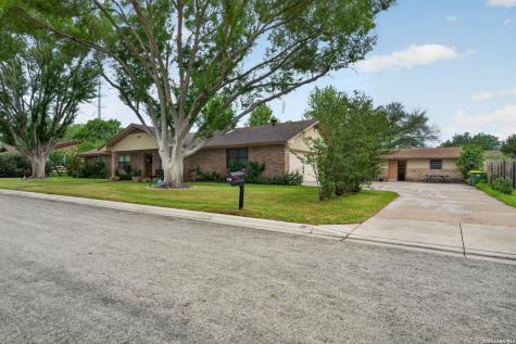 623 Oakland Avenue Gonzales TX 78629