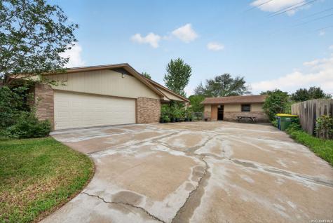 623 Oakland Avenue Gonzales TX 78629