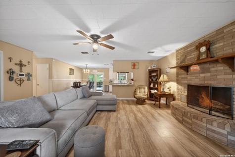 623 Oakland Avenue Gonzales TX 78629